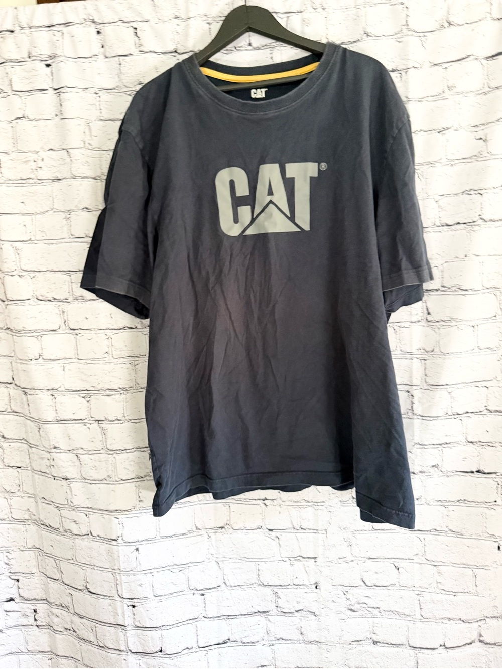 CATERPILLAR. Graphic tshirt. Size XXL